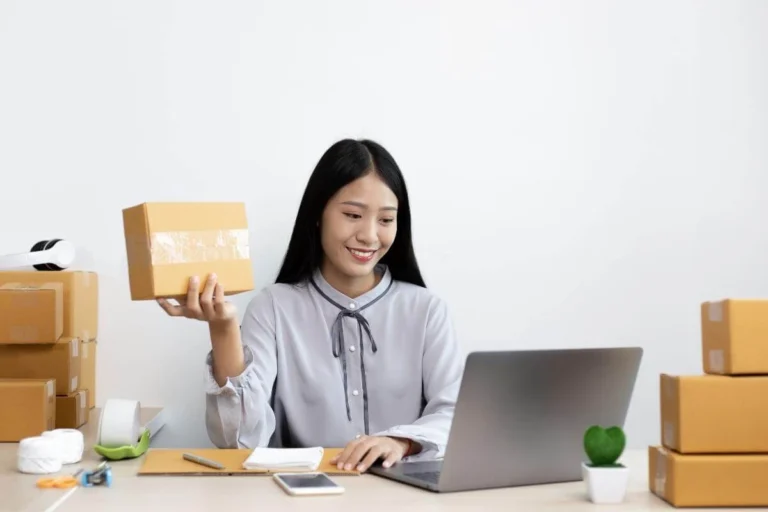 E-Commerce Customer Support